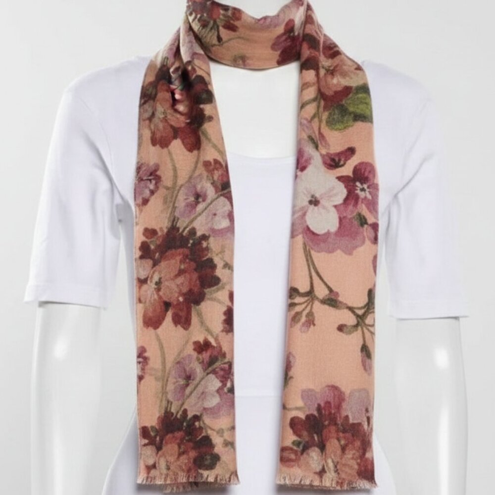 Gucci scarf